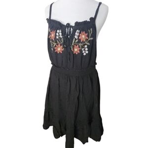 Feathers Cute Black and Floral Sleeveless Sun‎ Dress Size 1X Plus